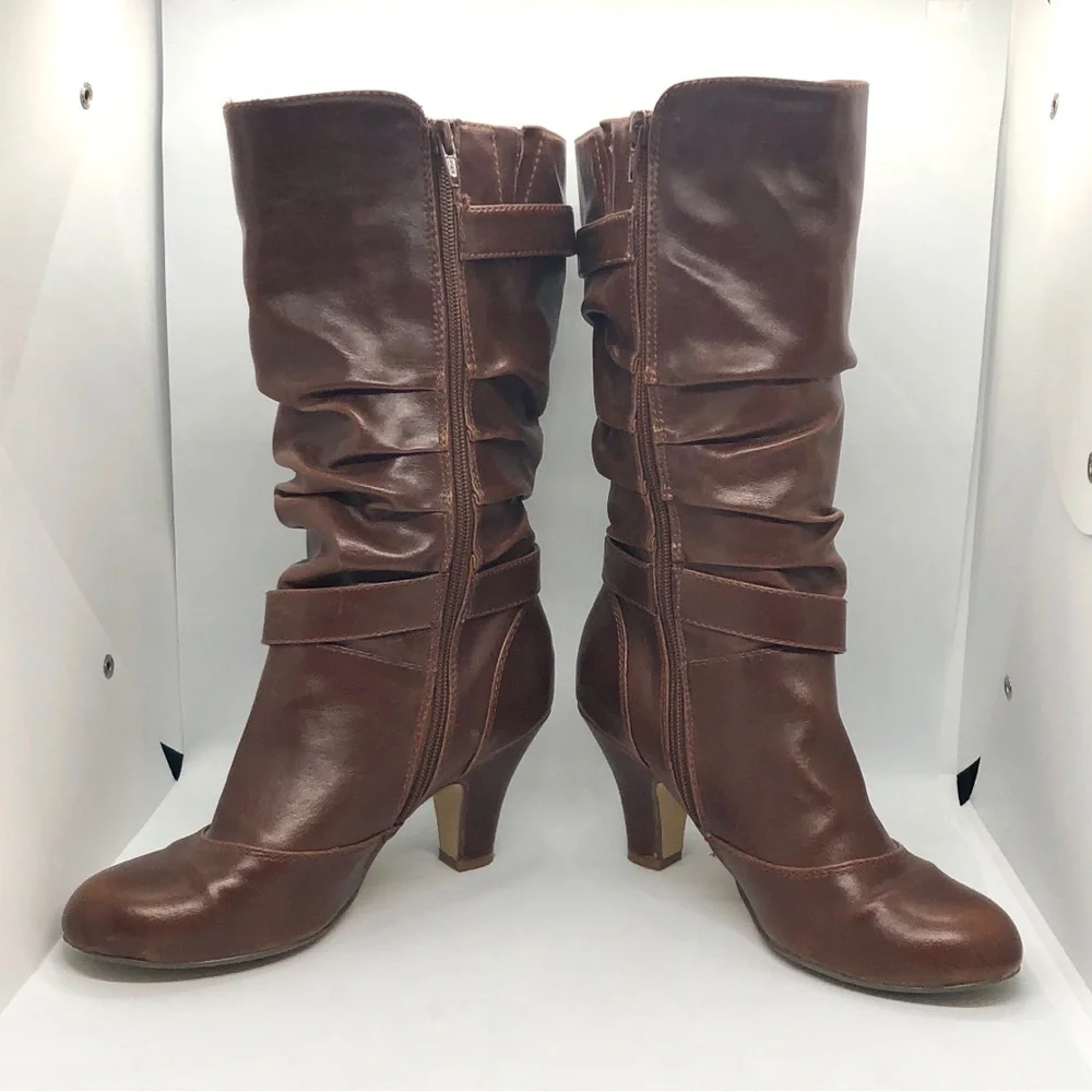TAXI Light Brown Heeded Leather Boots, Size 38 (7.5) - Picture 7 of 12